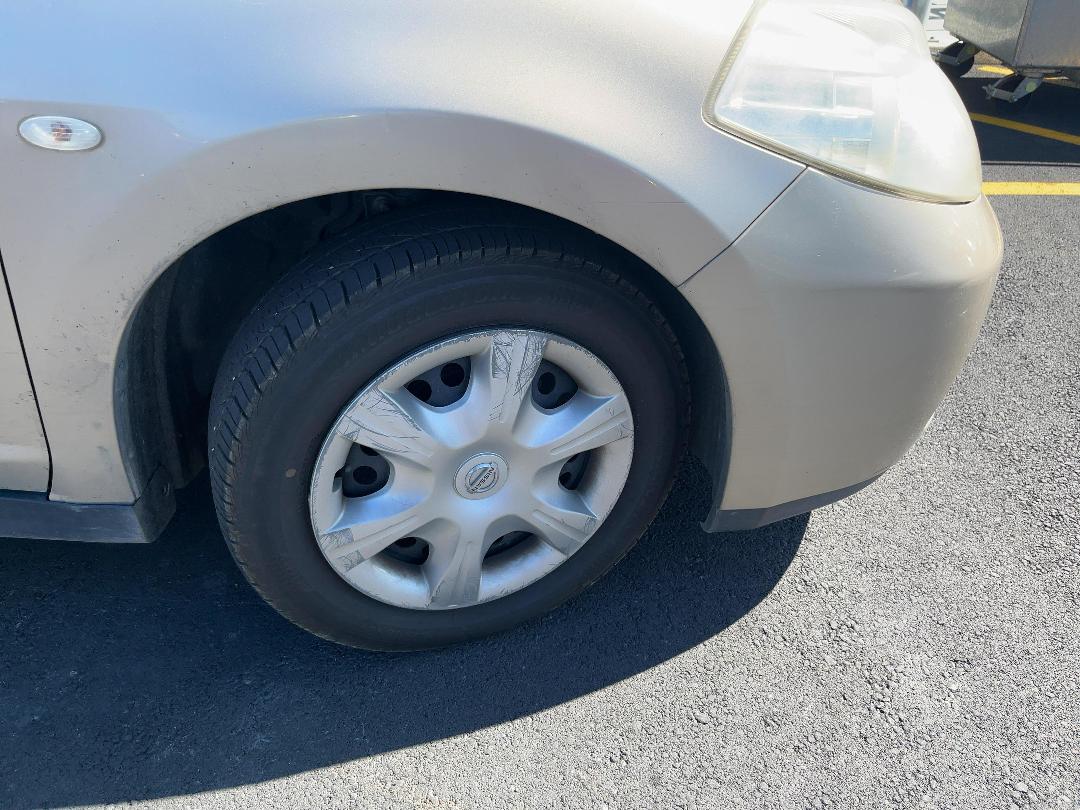 Photo '8' of Nissan Tiida