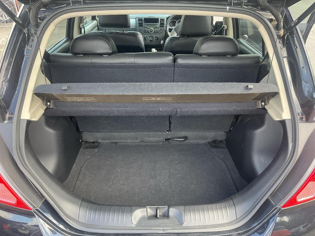 Photo '9' of Nissan Tiida TI