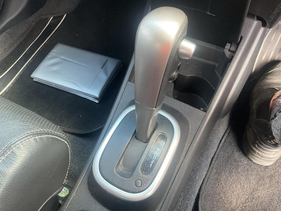 Photo '12' of Nissan Tiida TI