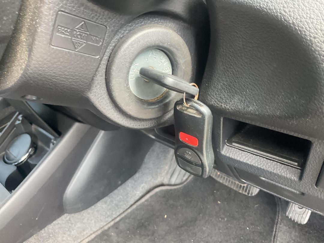 Photo '15' of Nissan Tiida TI