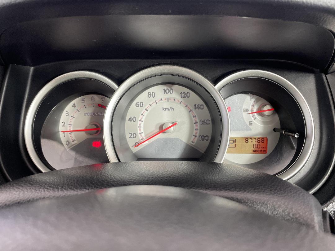 Photo '21' of Nissan Tiida Photo '21' of Nissan Tiida