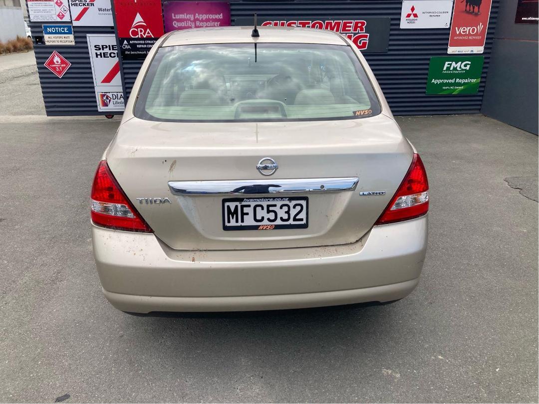 Photo '15' of Nissan Tiida Latio