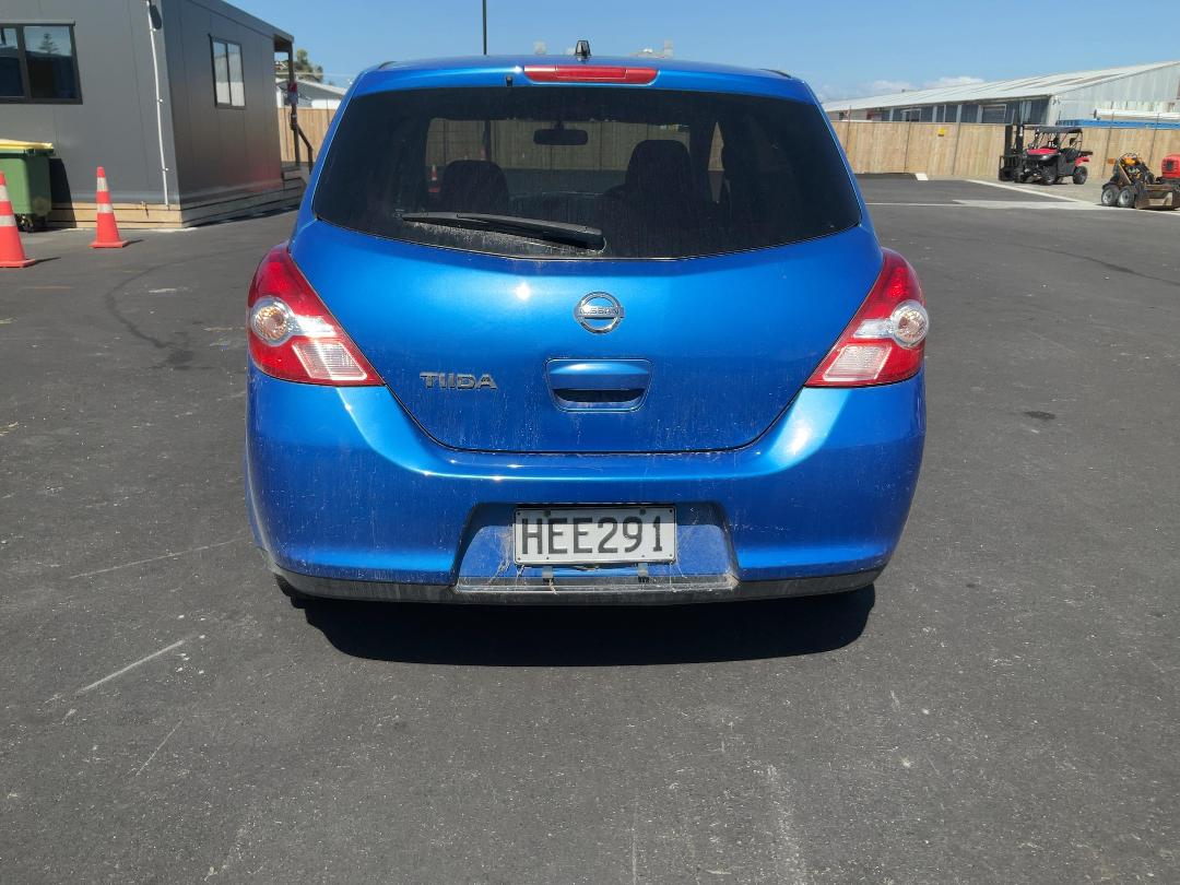 Photo '4' of Nissan Tiida