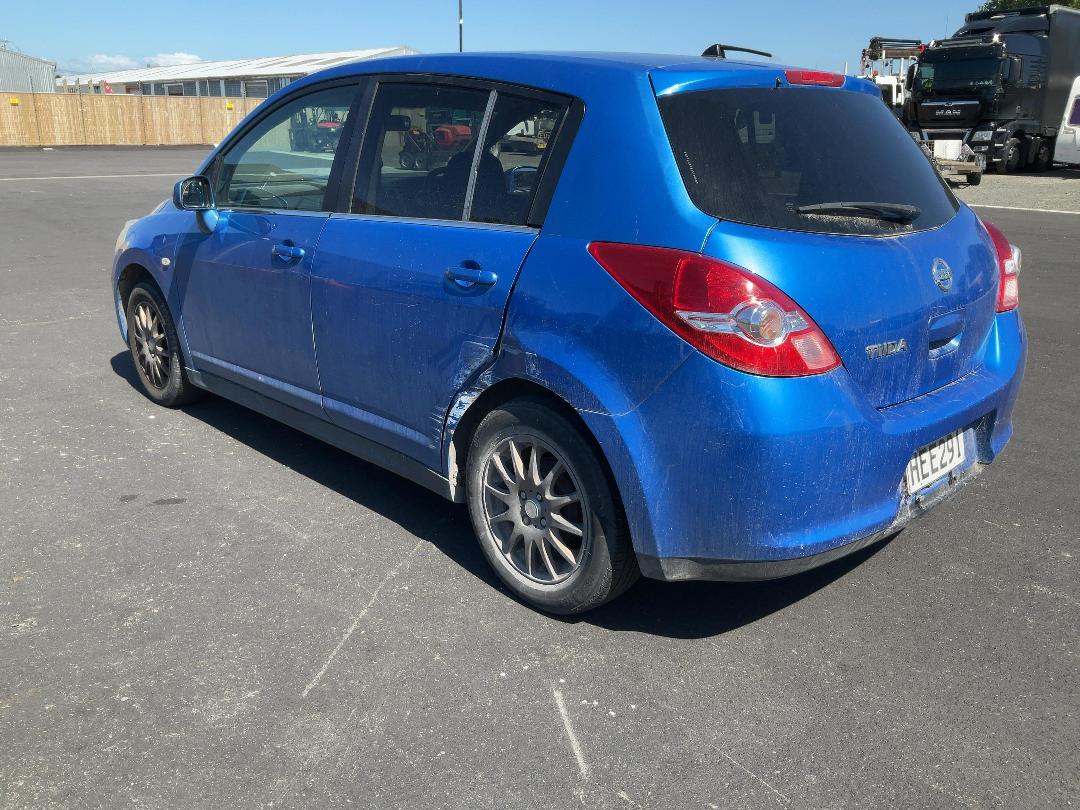 Photo '5' of Nissan Tiida