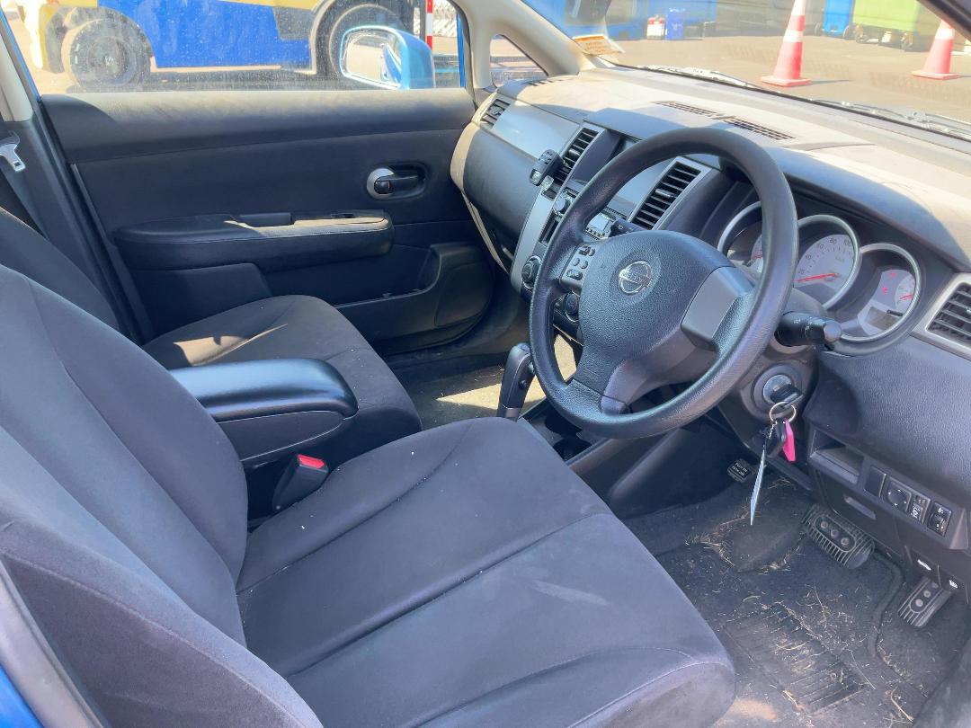 Photo '10' of Nissan Tiida