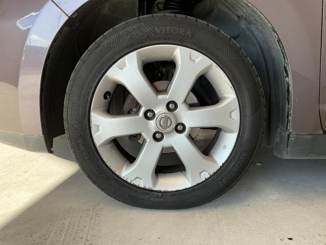 Photo '10' of Nissan Tiida