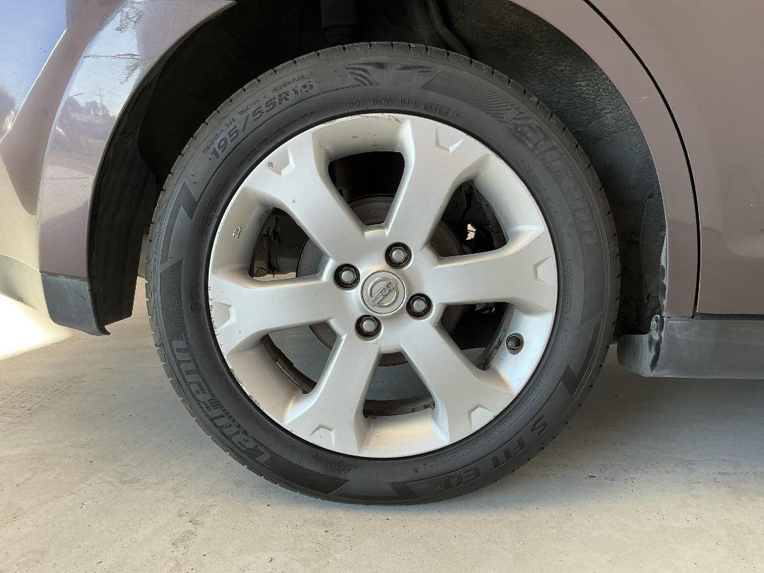 Photo '12' of Nissan Tiida