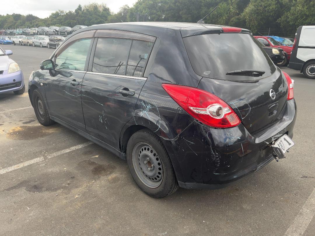 Photo '3' of Nissan Tiida