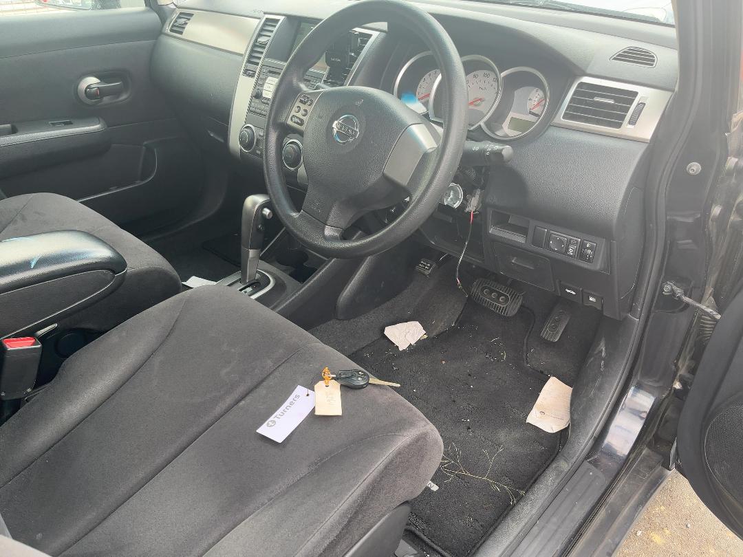 Photo '5' of Nissan Tiida