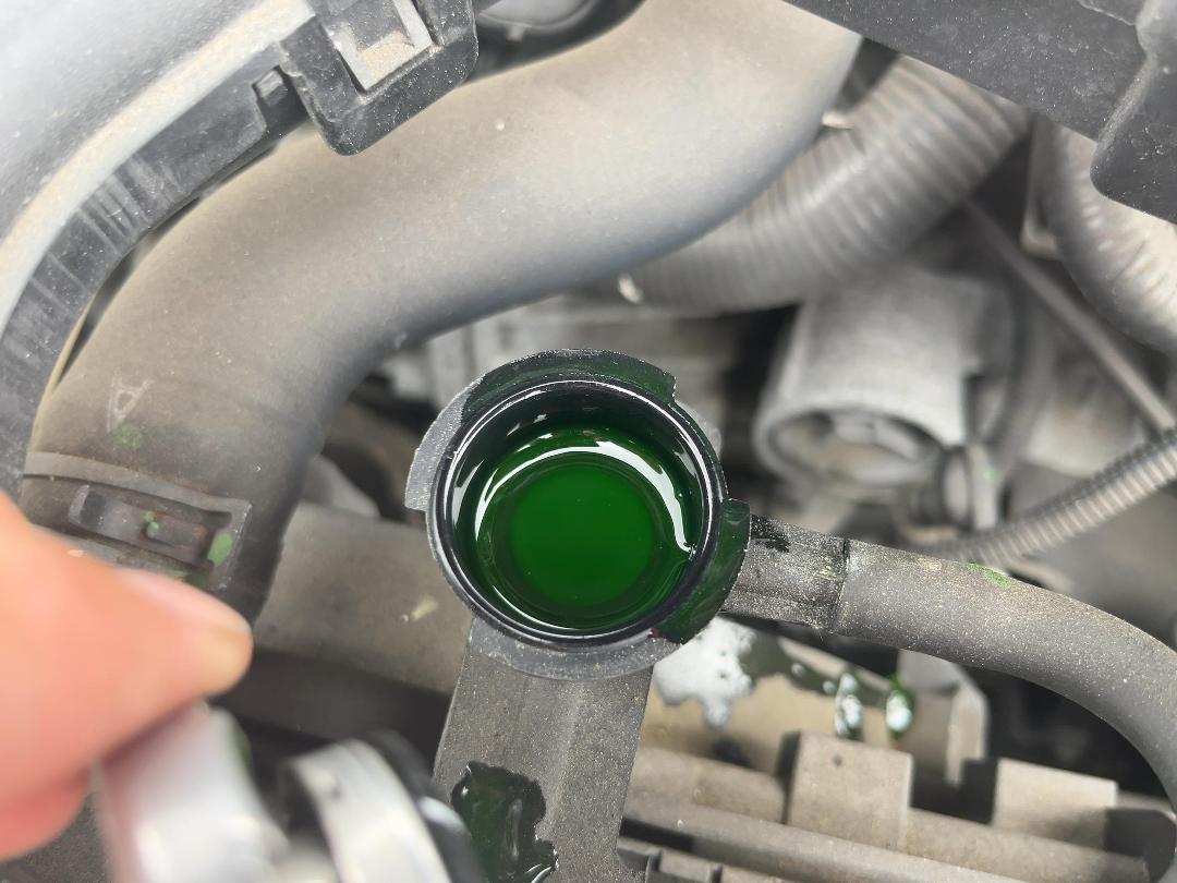 Photo '10' of Nissan Tiida