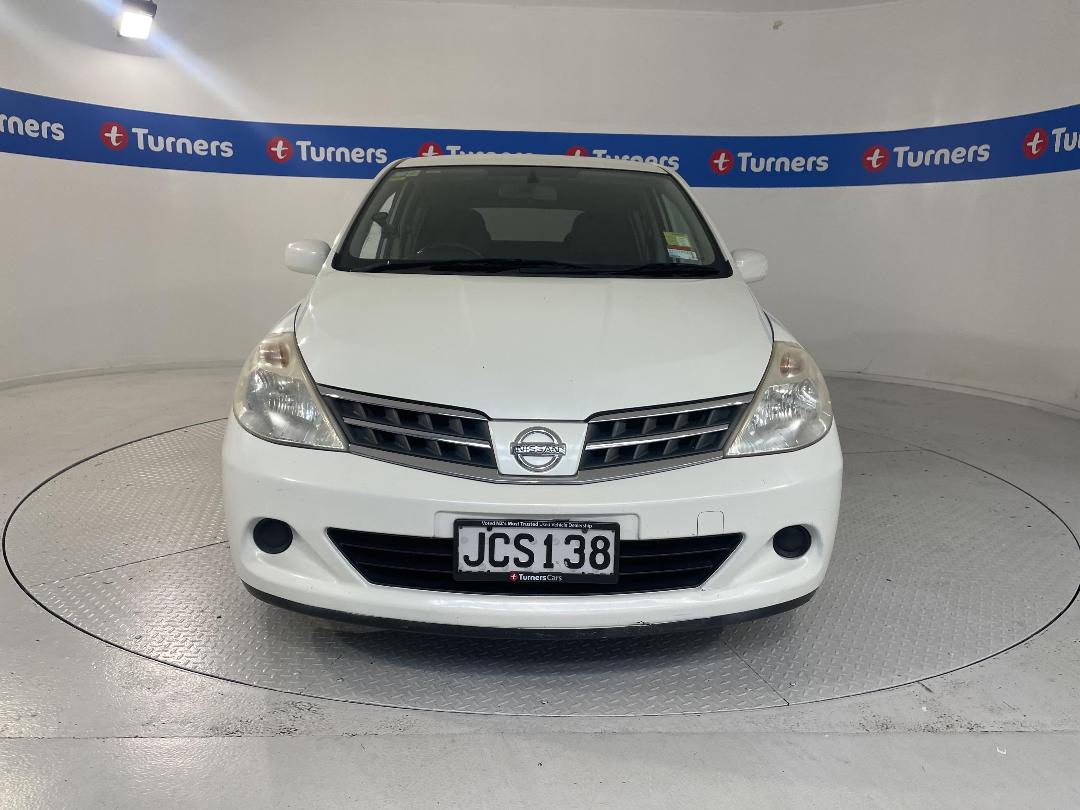 Photo '2' of Nissan Tiida