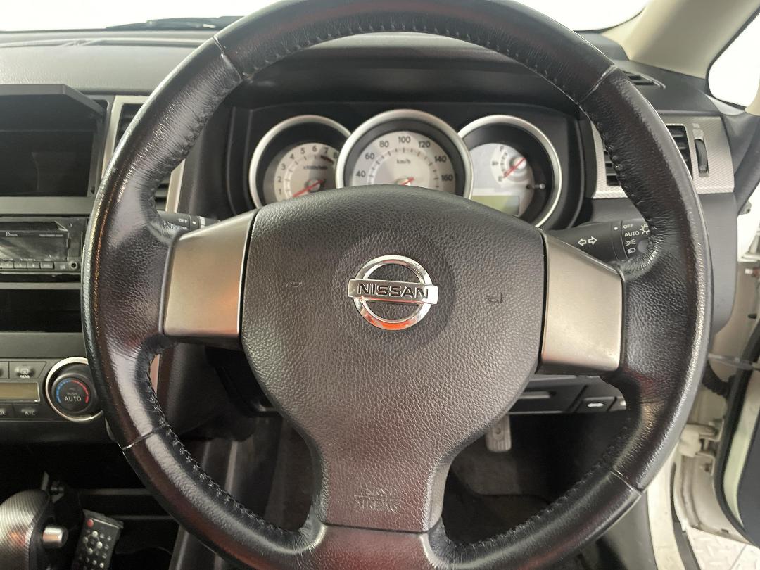 Photo '26' of Nissan Tiida