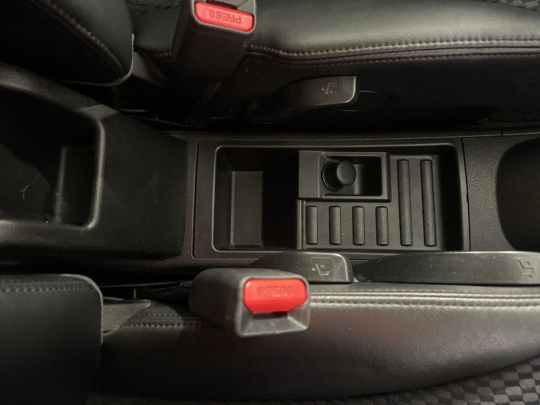 Photo '30' of Nissan Tiida