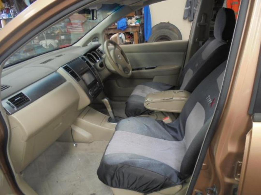 Photo '15' of Nissan Tiida