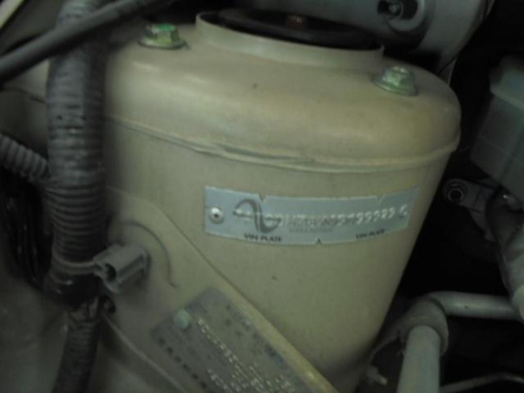 Photo '17' of Nissan Tiida