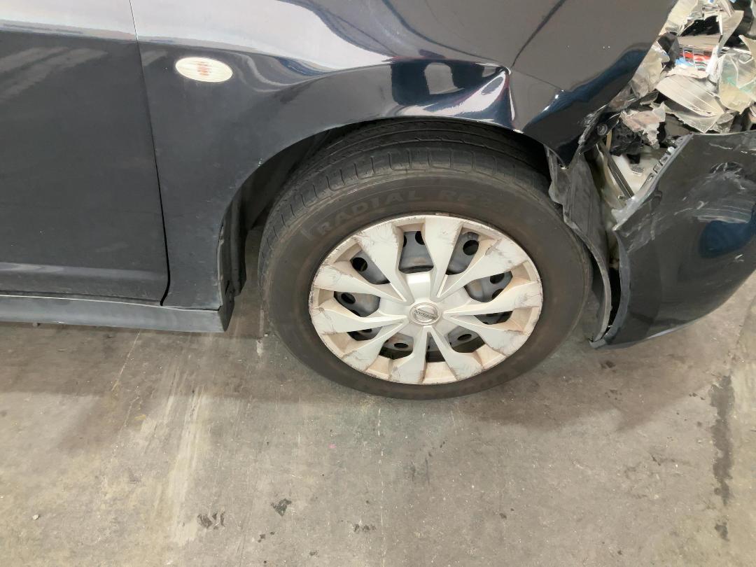 Photo '2' of Nissan Tiida