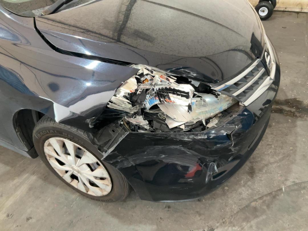 Photo '4' of Nissan Tiida