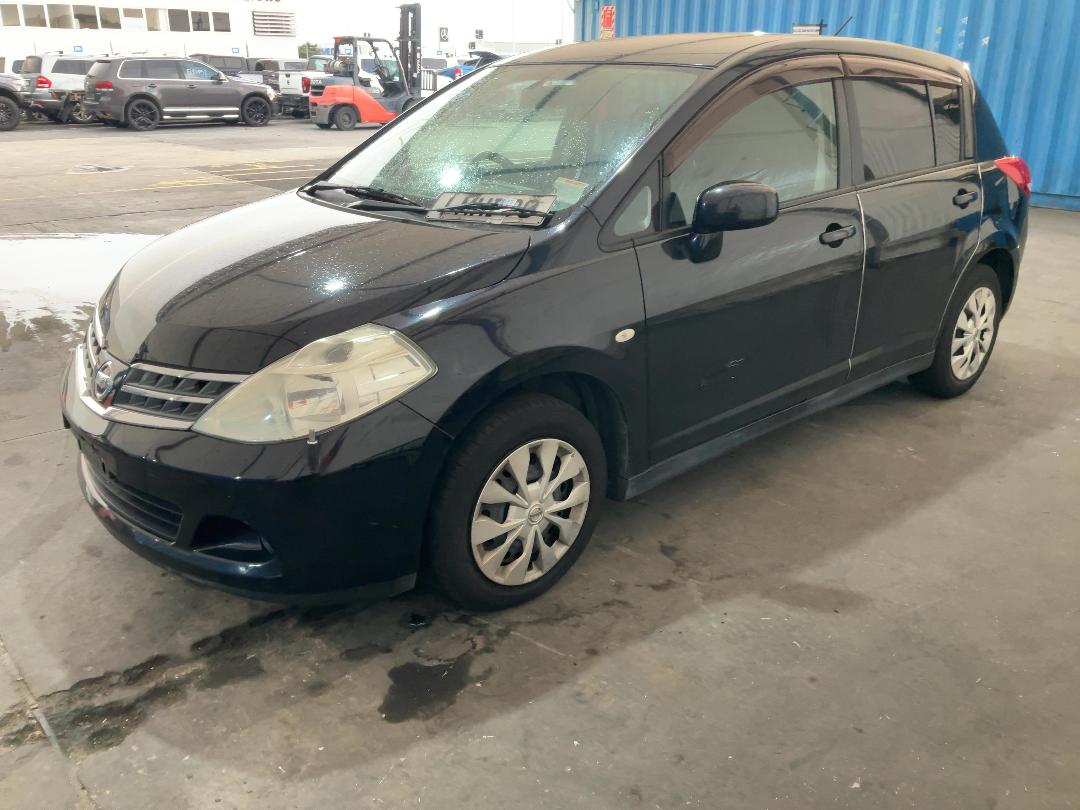 Photo '8' of Nissan Tiida