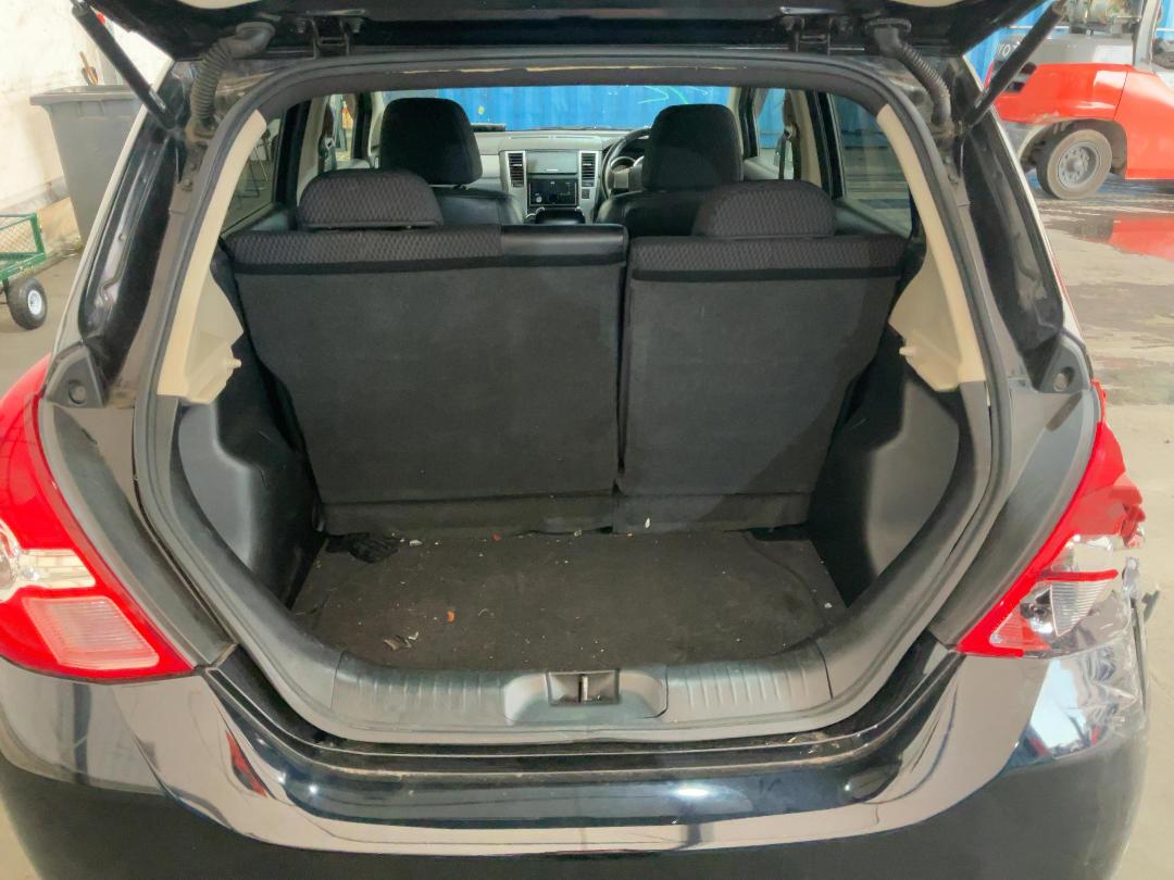 Photo '15' of Nissan Tiida