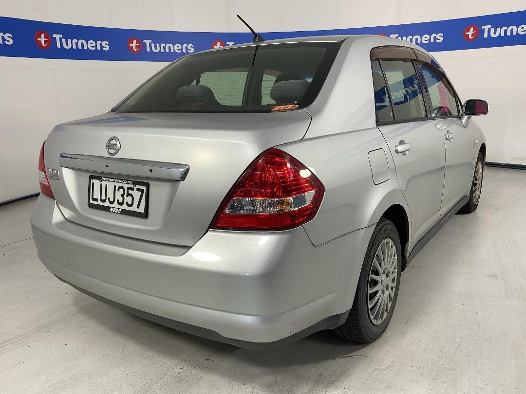 Photo '7' of Nissan Tiida Latio Photo '7' of Nissan Tiida Latio