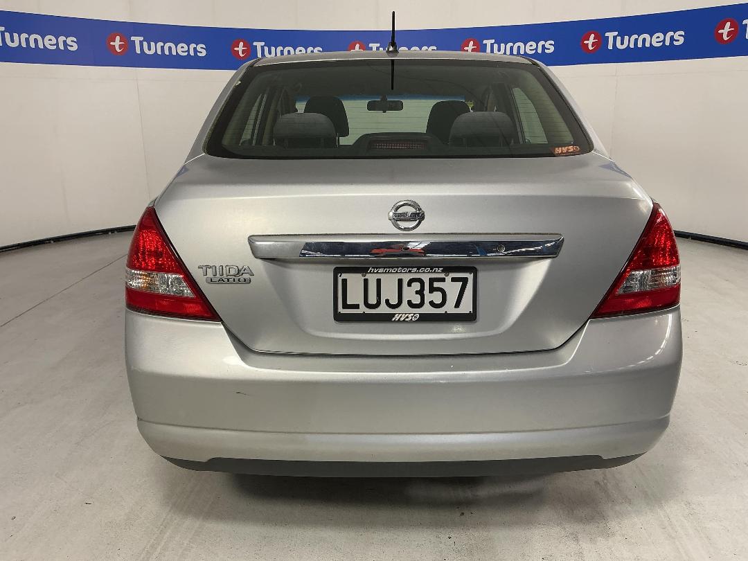 Photo '9' of Nissan Tiida Latio Photo '9' of Nissan Tiida Latio