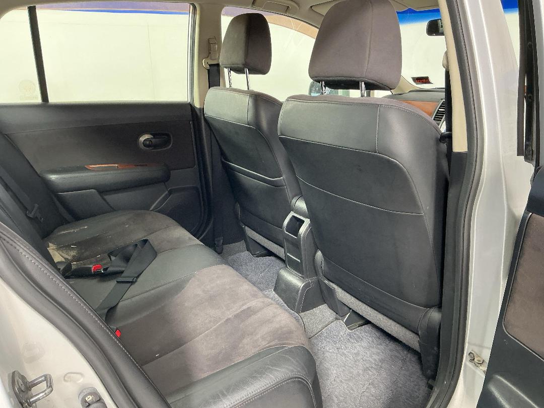 Photo '18' of Nissan Tiida Latio Photo '18' of Nissan Tiida Latio