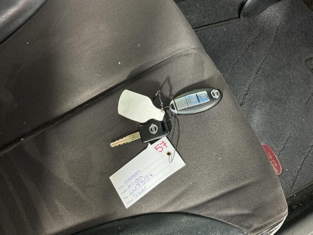 Photo '15' of Nissan Tiida Latio Photo '15' of Nissan Tiida Latio