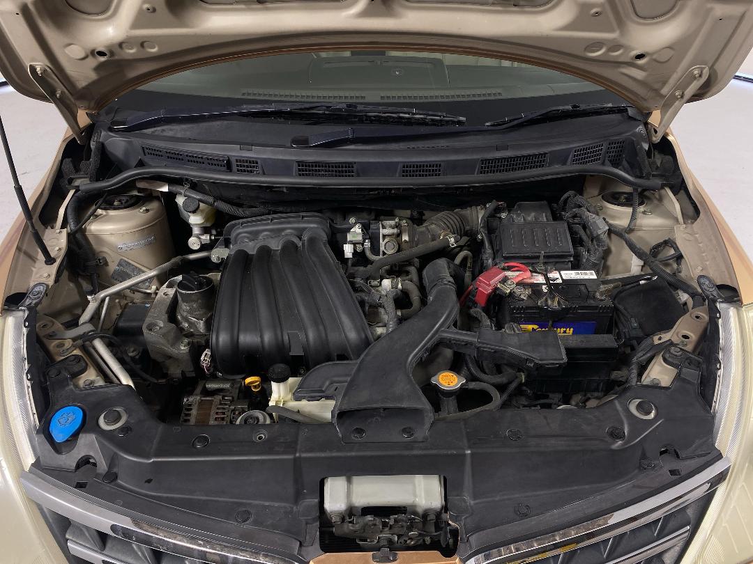 Photo '13' of Nissan Tiida