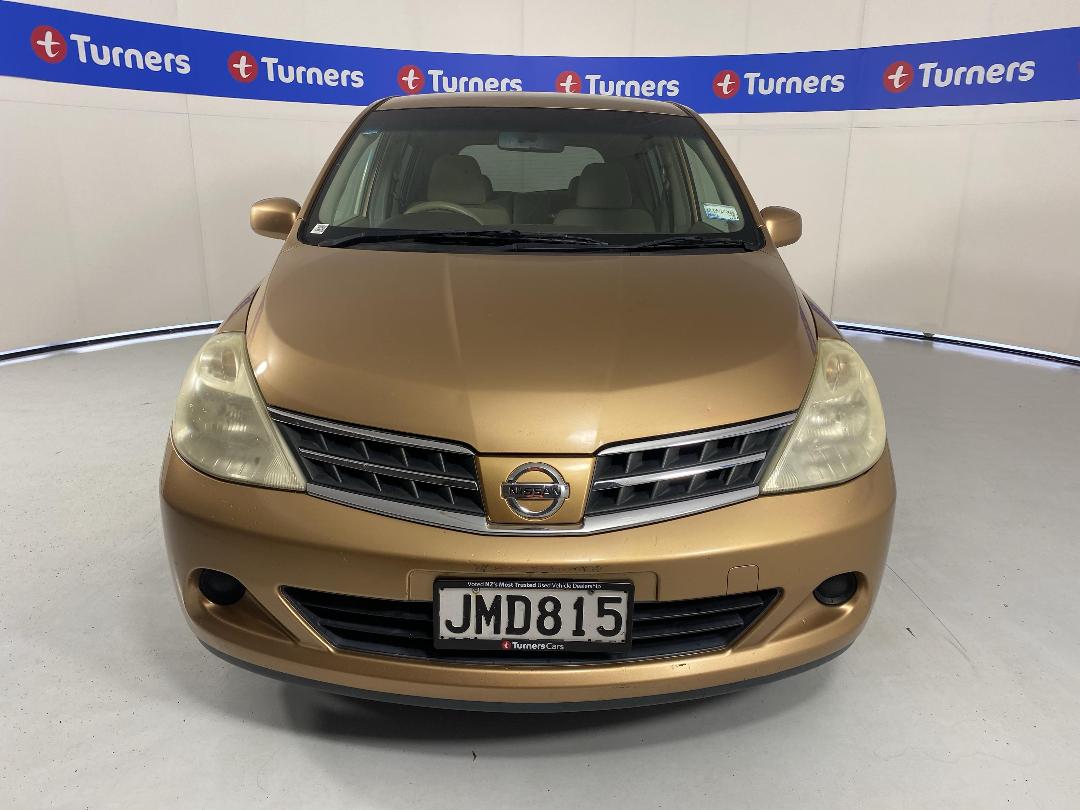 Photo '2' of Nissan Tiida