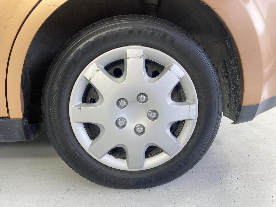 Photo '11' of Nissan Tiida