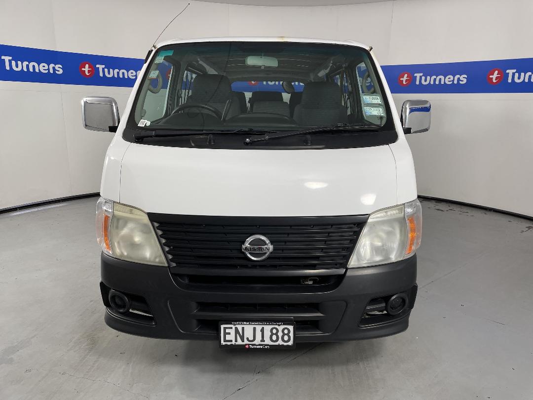 Photo '2' of Nissan Urvan