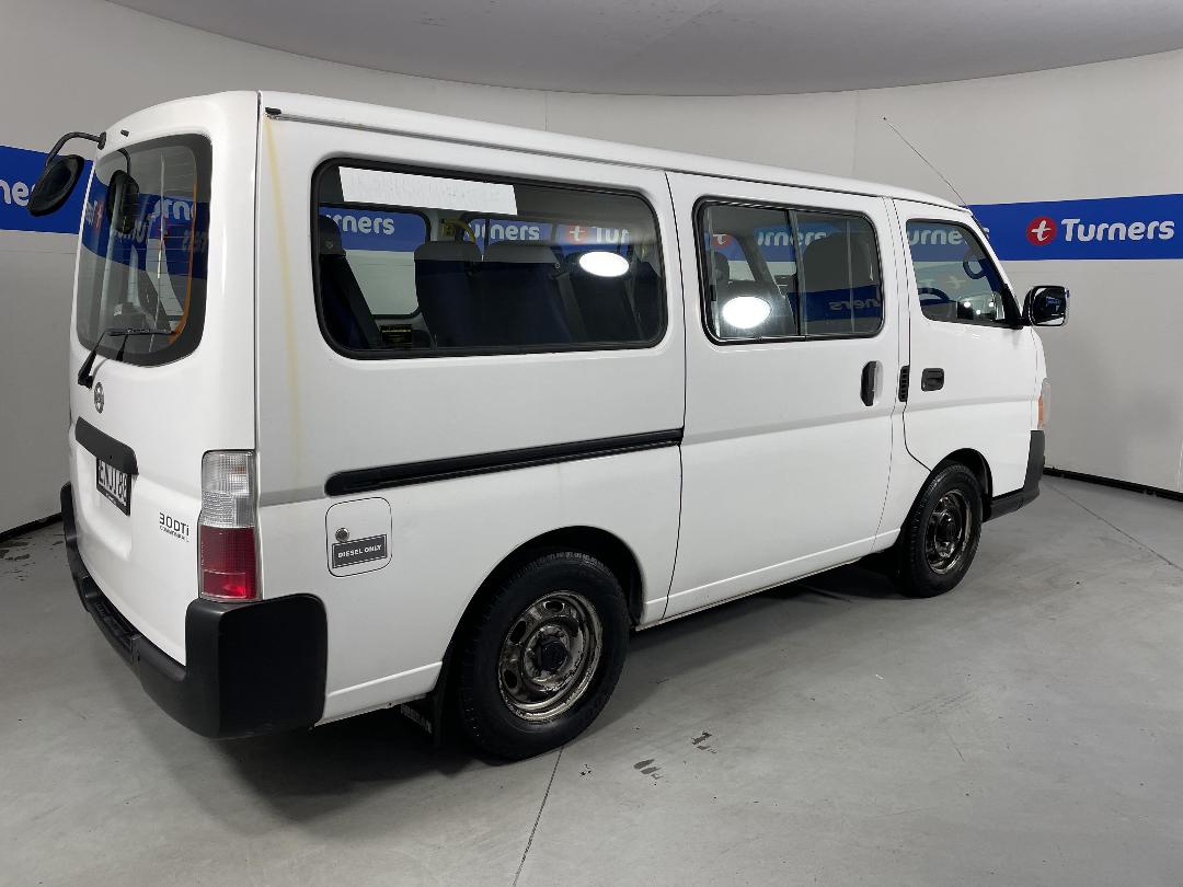 Photo '7' of Nissan Urvan