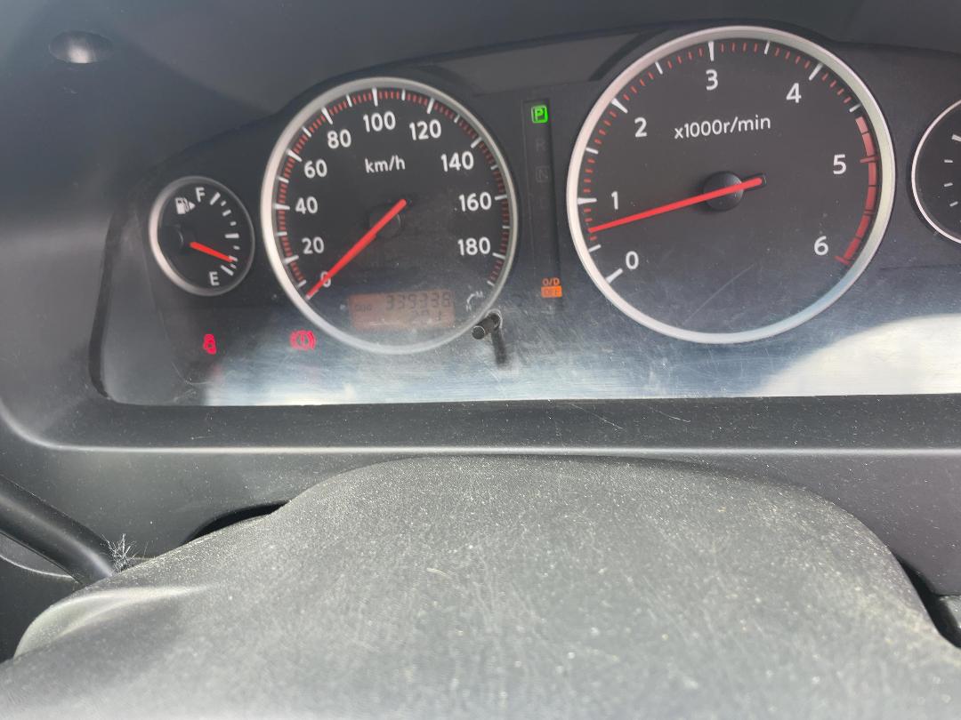 Photo '14' of Nissan Urvan 3.0 DIESEL AUTO Van Photo '14' of Nissan Urvan 3.0 DIESEL AUTO Van