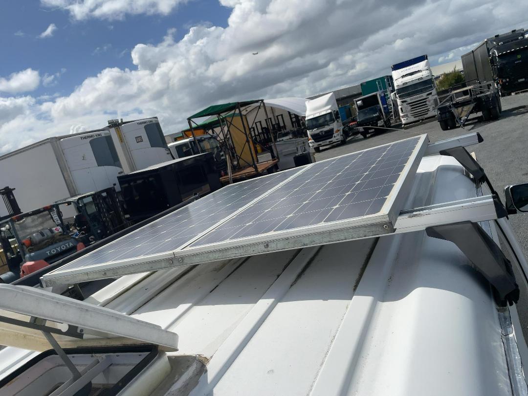 Photo '37' of Nissan Urvan 3.0 DIESEL AUTO Van Photo '37' of Nissan Urvan 3.0 DIESEL AUTO Van