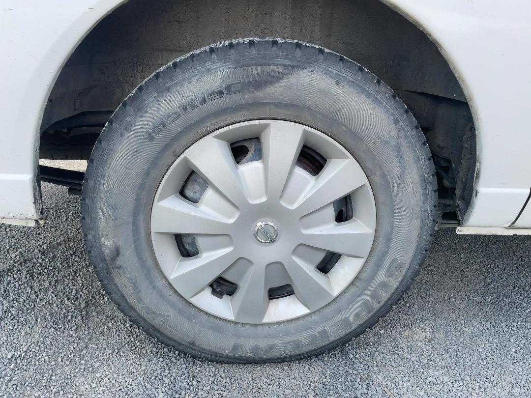 Photo '42' of Nissan Urvan 3.0 DIESEL AUTO Van Photo '42' of Nissan Urvan 3.0 DIESEL AUTO Van