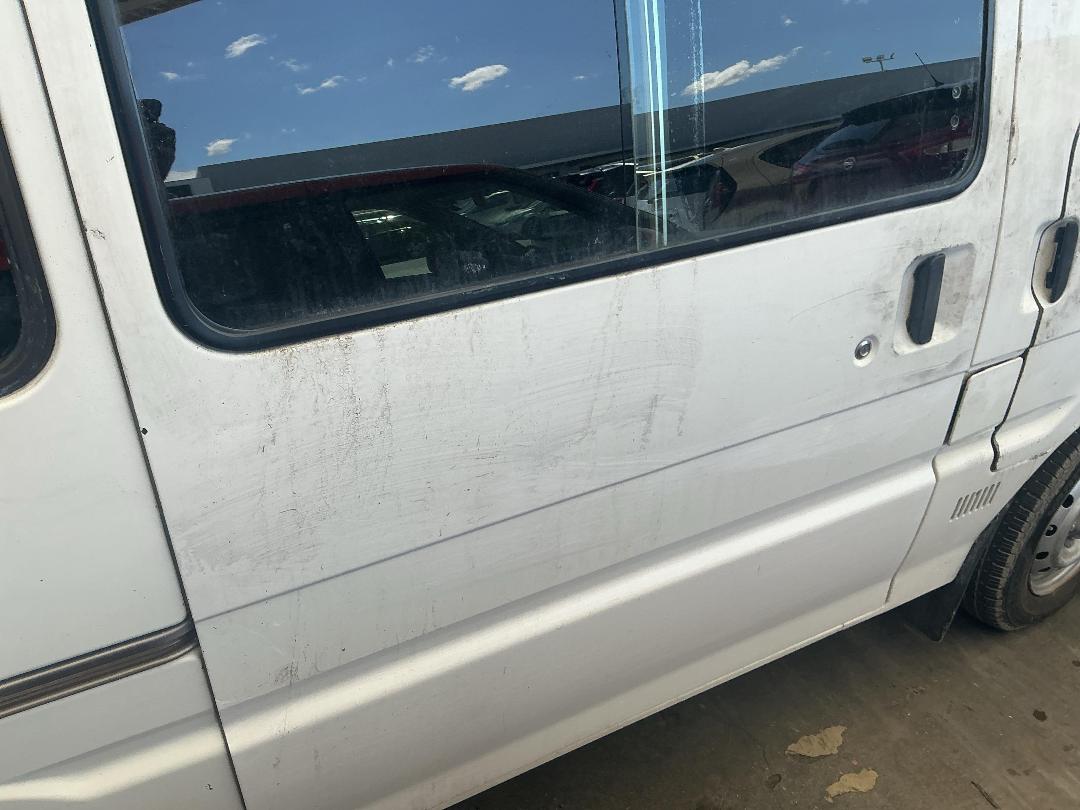 Photo '15' of Nissan Vanette Photo '15' of Nissan Vanette