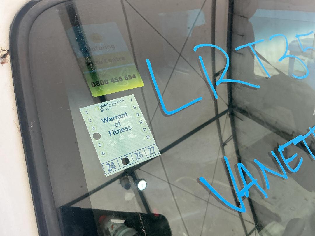 Photo '23' of Nissan Vanette Photo '23' of Nissan Vanette