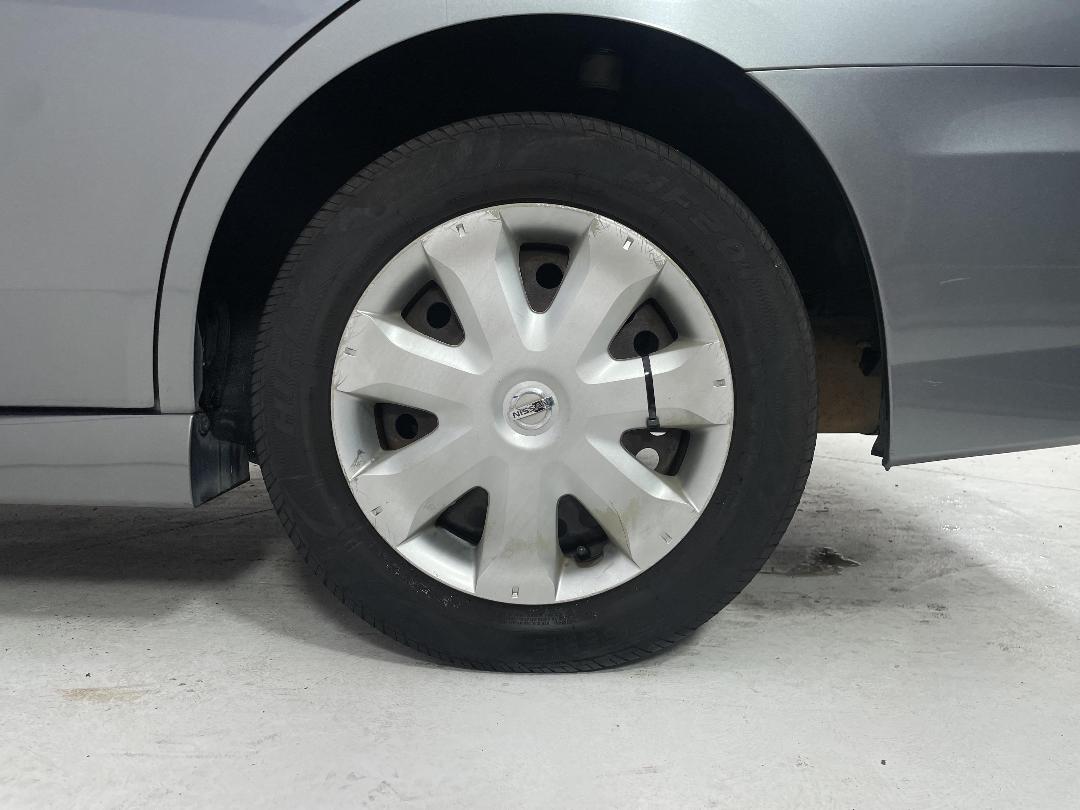 Photo '11' of Nissan Wingroad