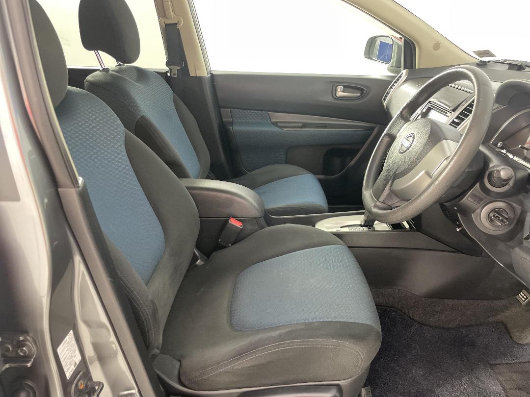 Photo '16' of Nissan Wingroad