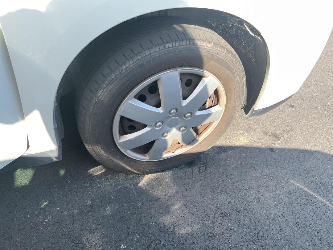 Photo '6' of Nissan Wingroad