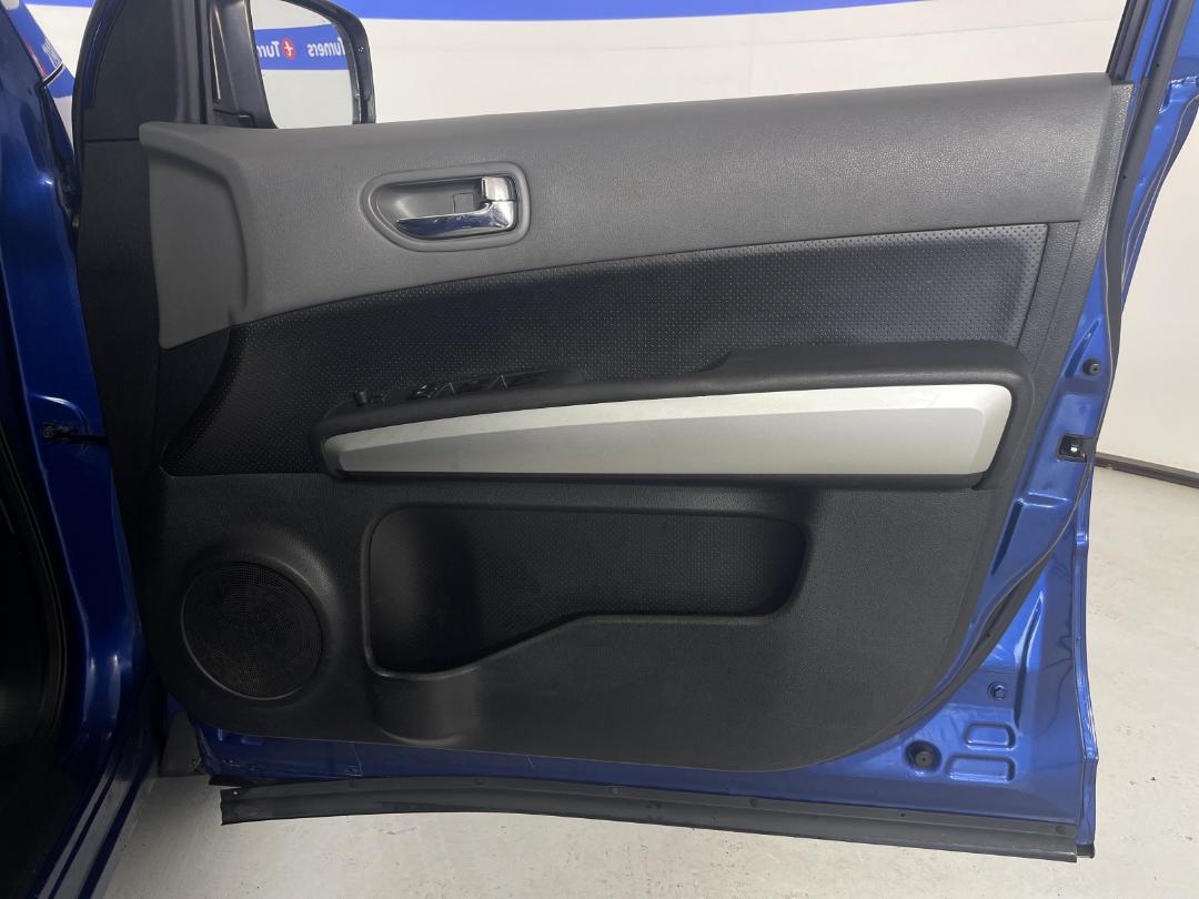 Photo '15' of Nissan X-Trail Photo '15' of Nissan X-Trail