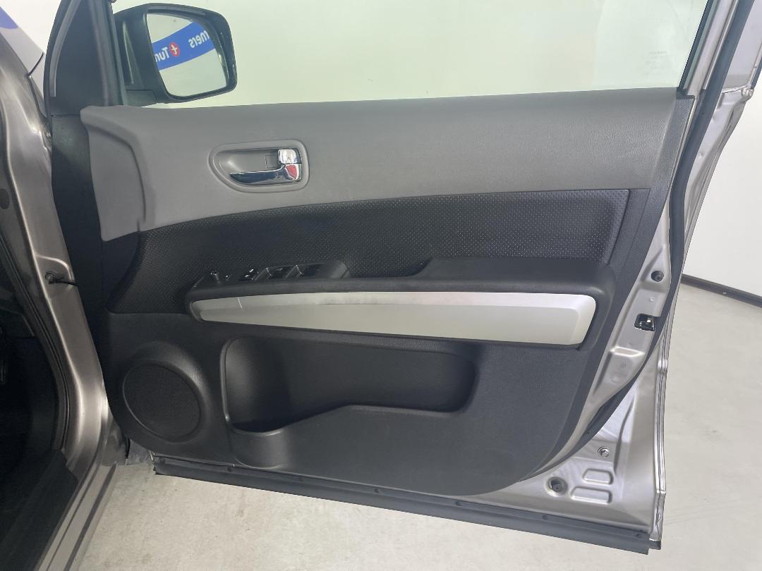 Photo '15' of Nissan X-Trail