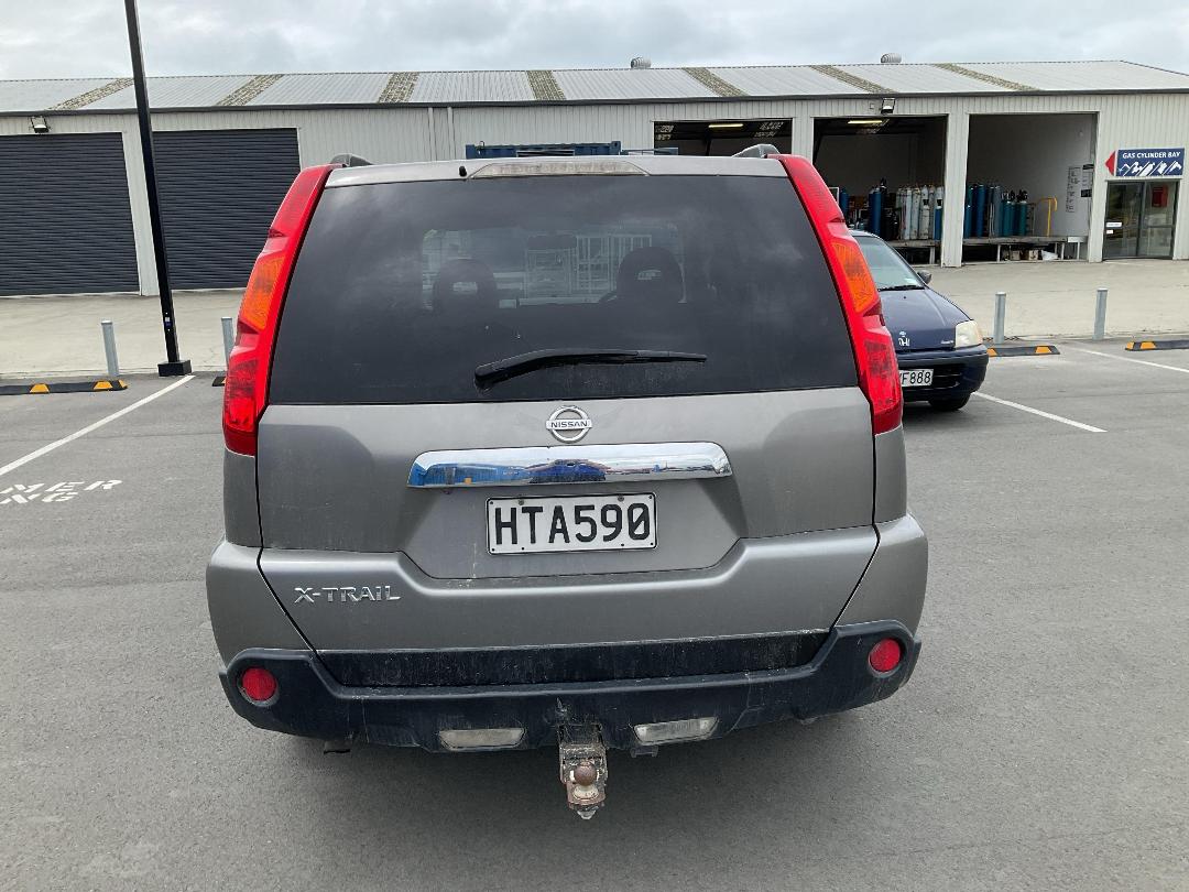 Photo '4' of Nissan X-Trail