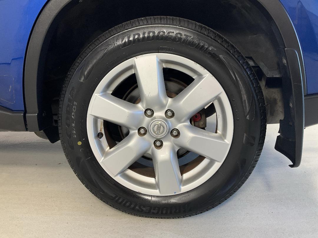 Photo '11' of Nissan X-Trail