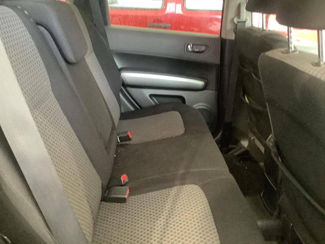 Photo '11' of Nissan X-Trail