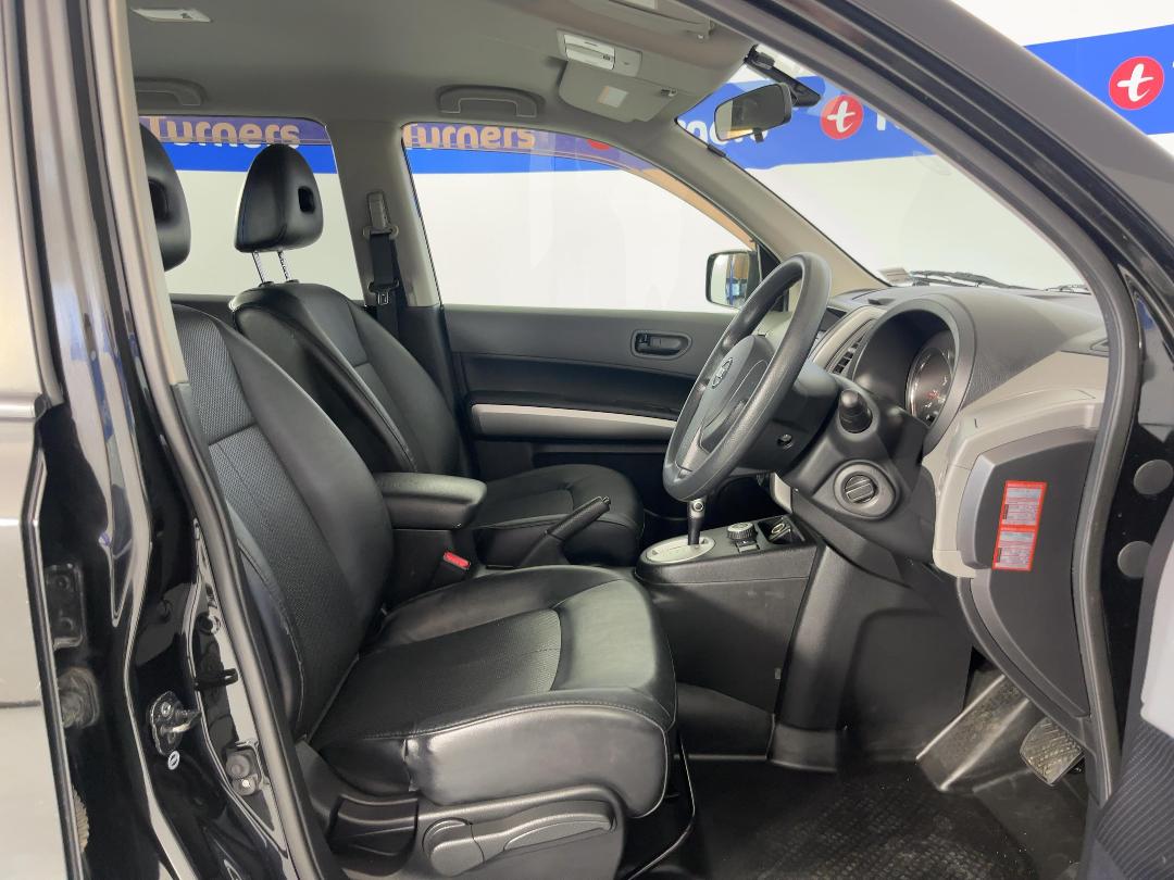 Photo '16' of Nissan X-Trail Photo '16' of Nissan X-Trail