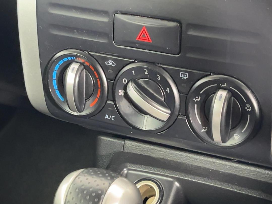 Photo '25' of Nissan X-Trail Photo '25' of Nissan X-Trail