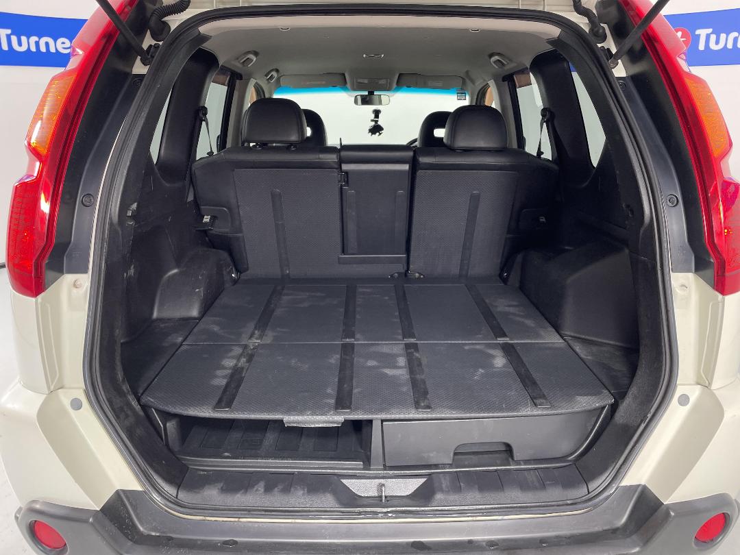 Photo '14' of Nissan X-Trail