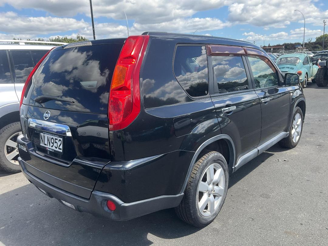 Photo '4' of Nissan X-Trail