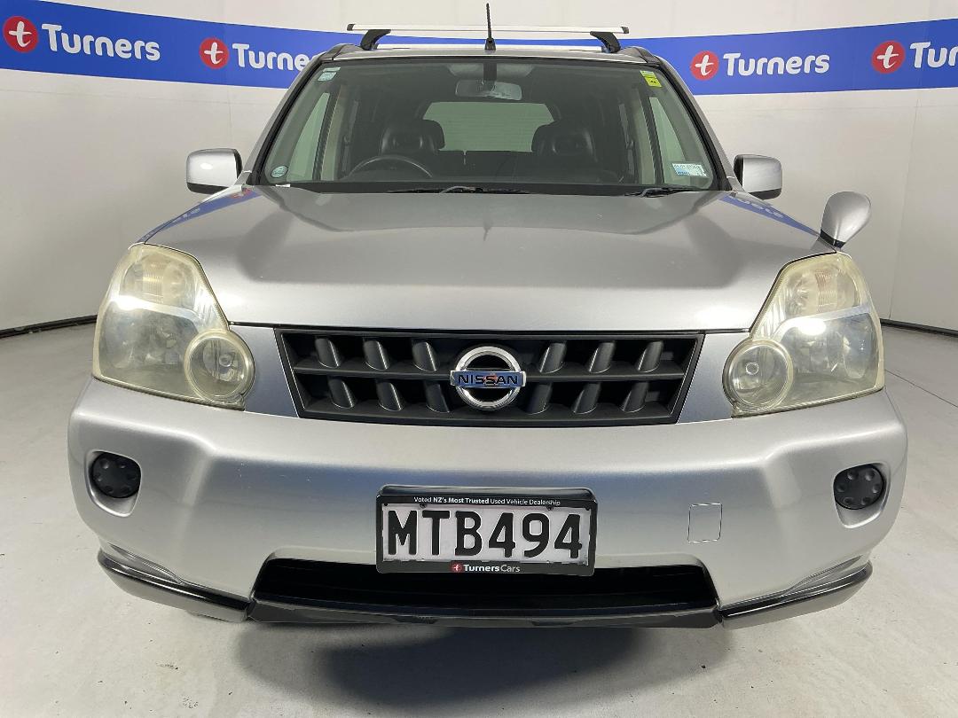 Photo '2' of Nissan X-Trail
